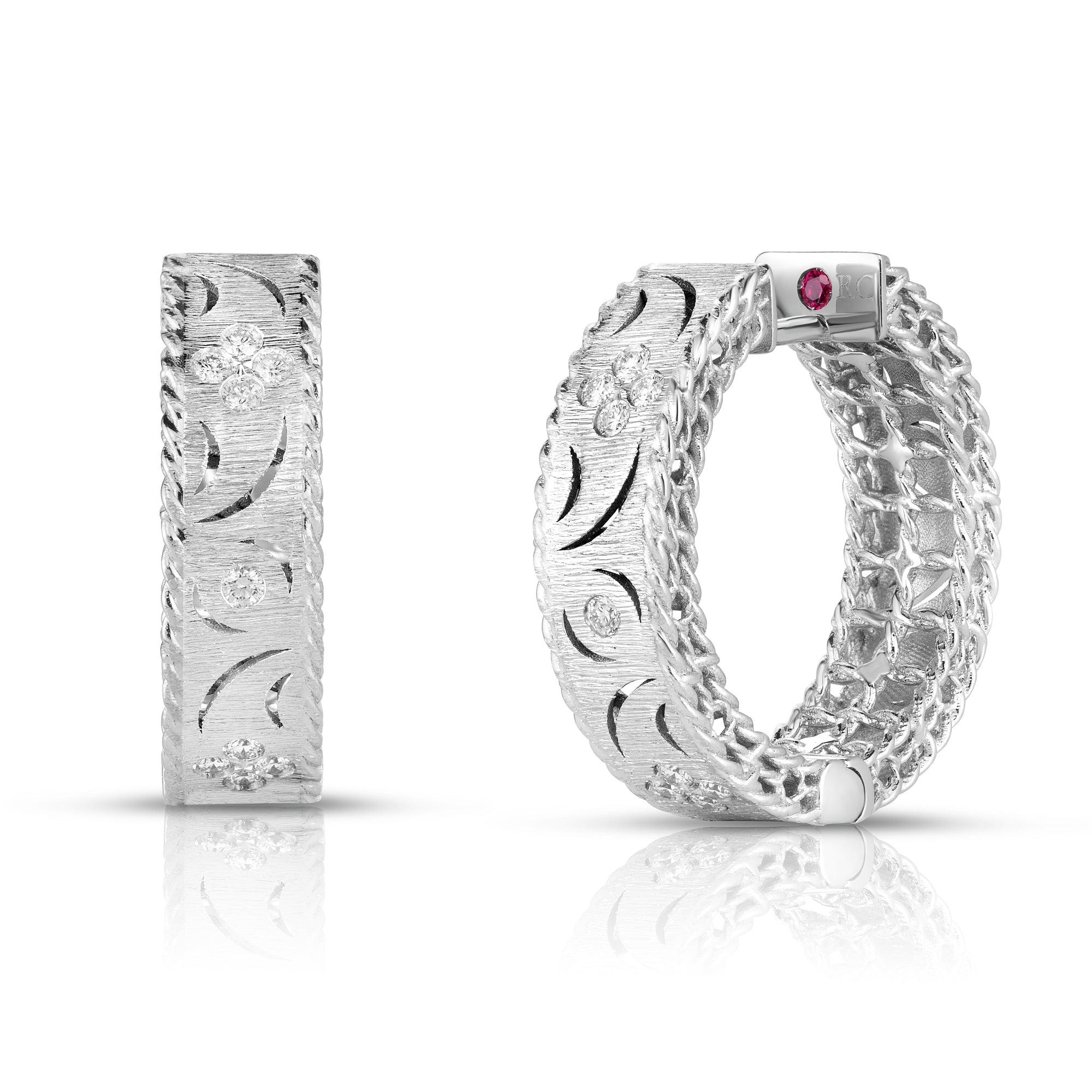 18K WHITE GOLD PRINCESS DIAMOND & SATIN FINISH HOOP EARRINGS