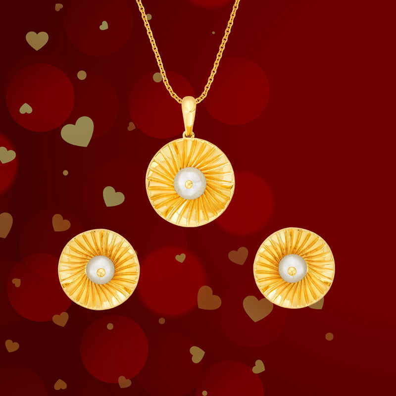Everyday Gold Set in 22K, including chain