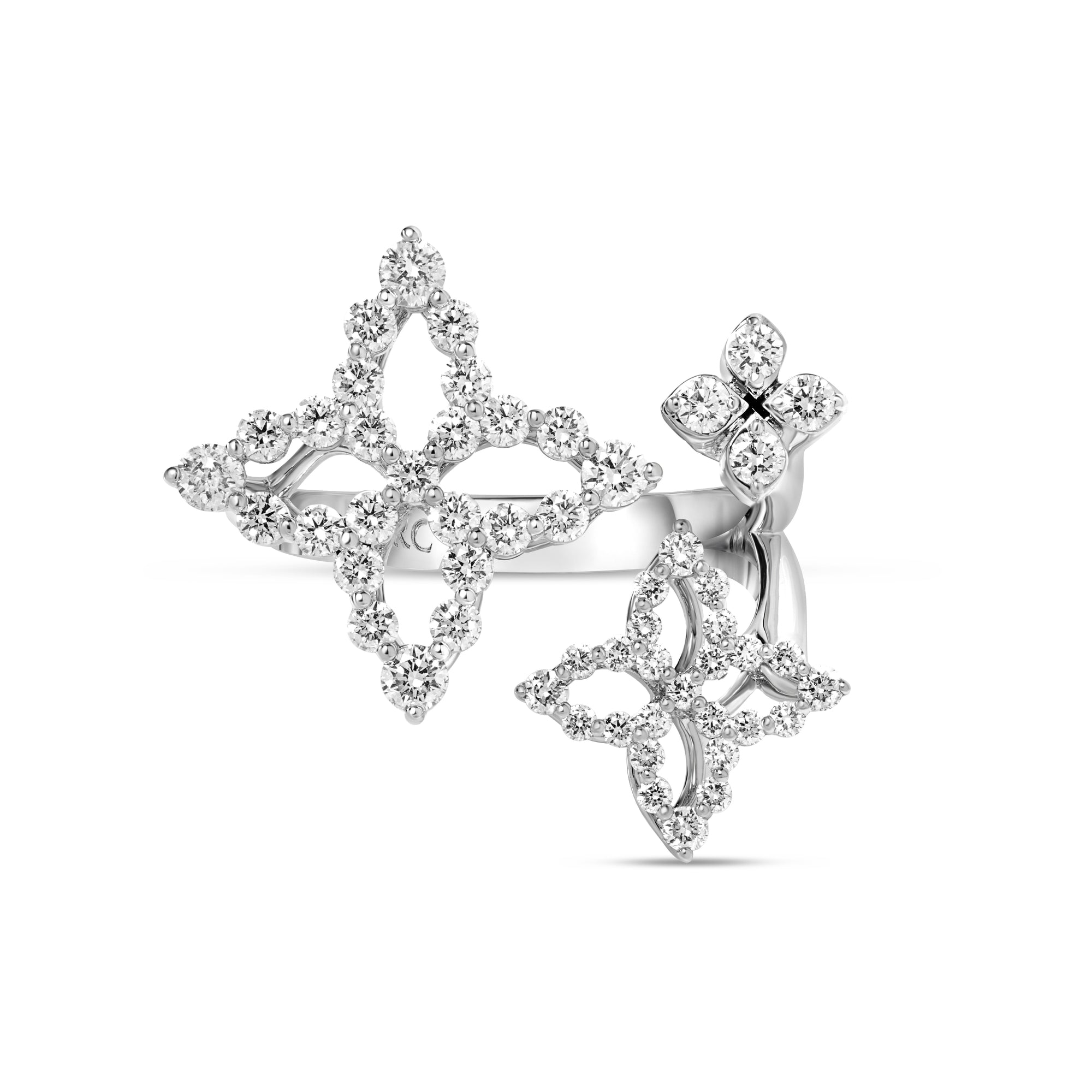 18K WHITE GOLD DIAMOND PRINCESS TRIPLE FLOWER RING