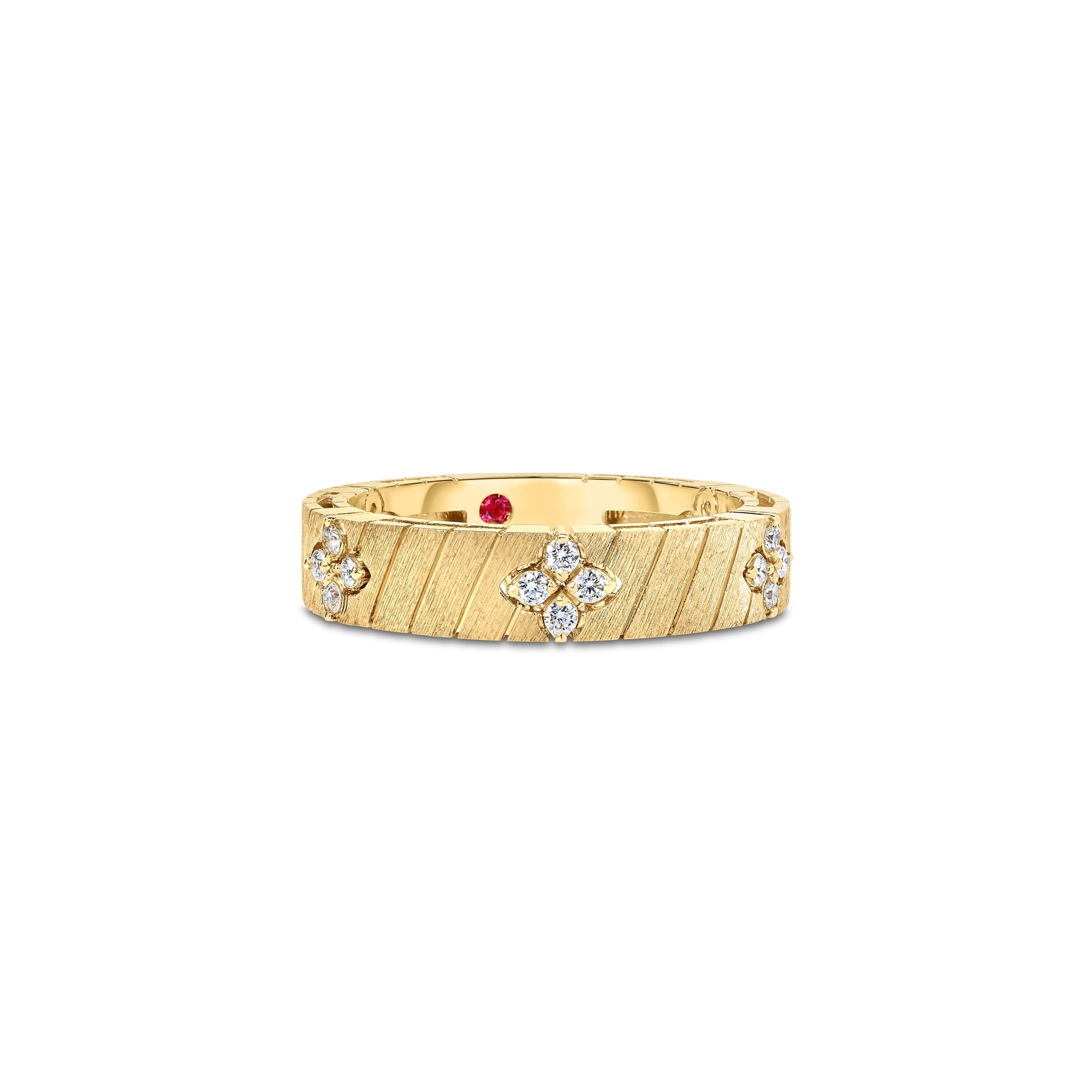 18K YELLOW GOLD LOVE IN VERONA RIDGED AND SATIN FINISH DIAMOND RING