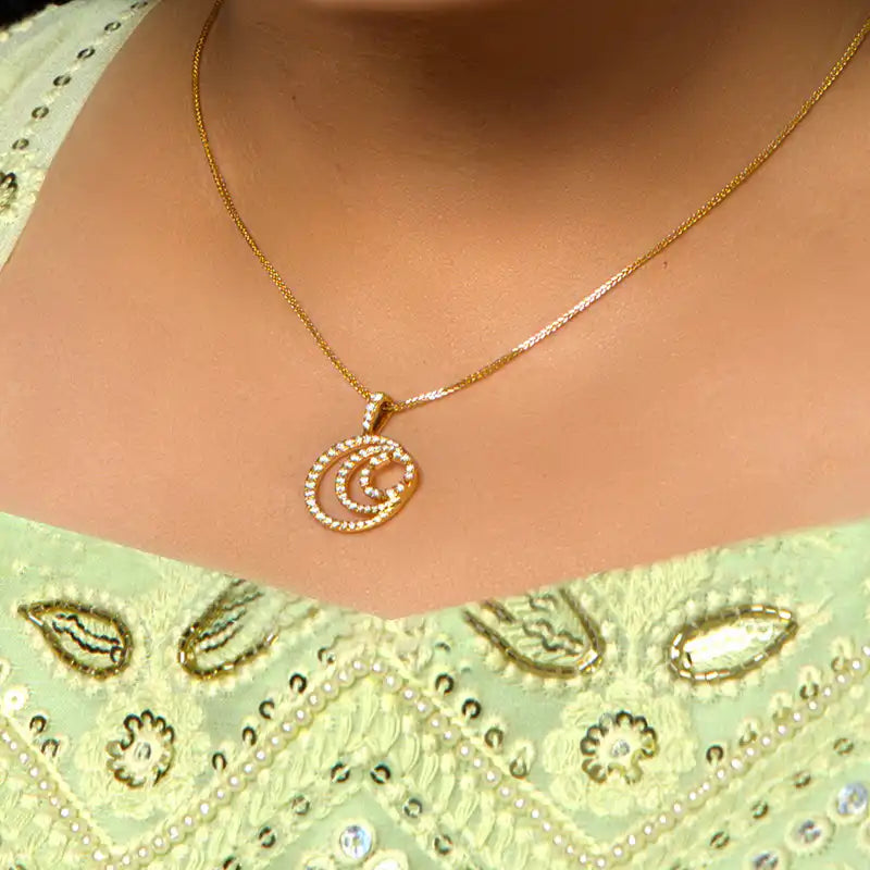 18K Gold Diamond dainty Pendant