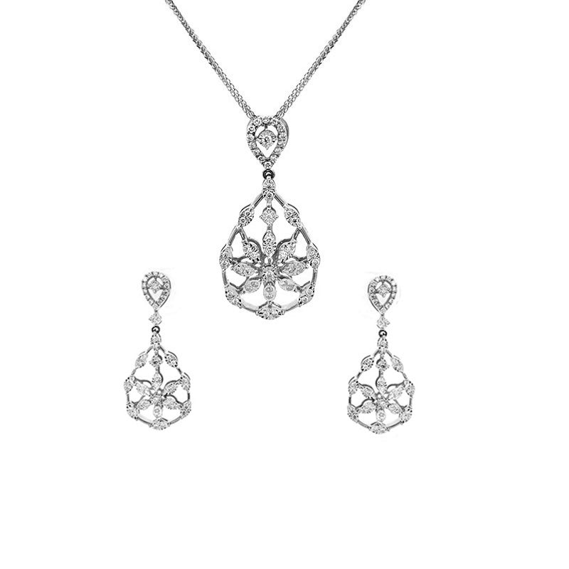 Floral 18K White Gold Diamond Pendant Set
