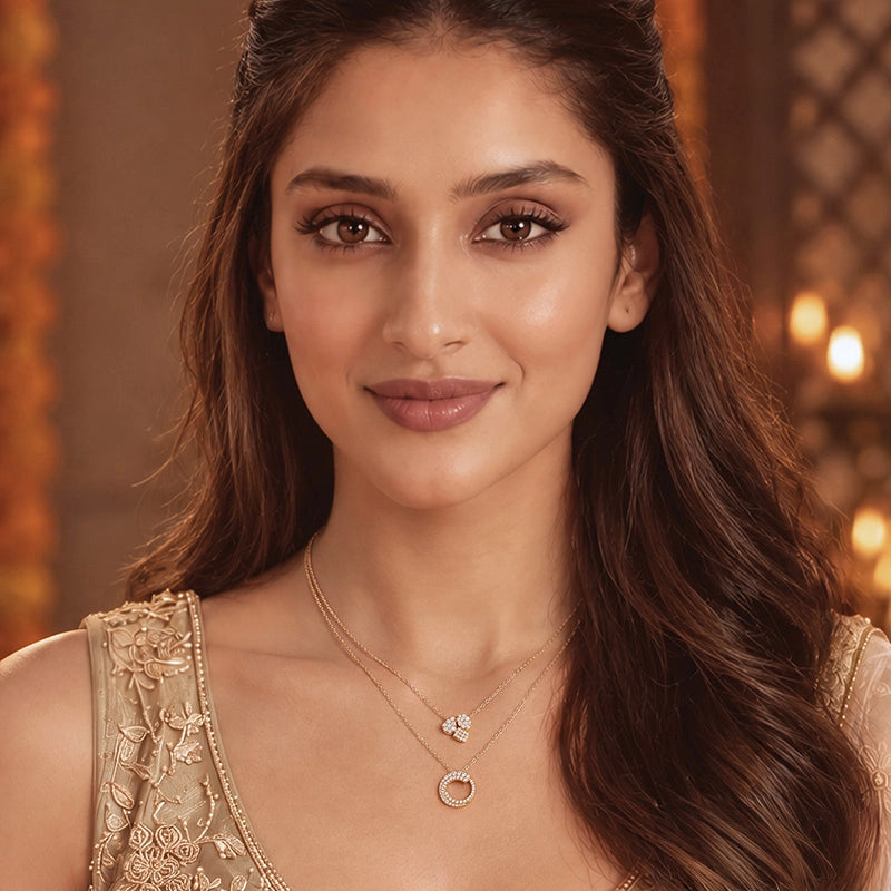 Delicate 18K yellow gold necklace with sparkling diamonds for everyday elegance