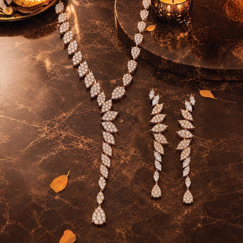 Elegant 18K Yellow Gold Statement Necklace and Hanging Earrings Set for Women