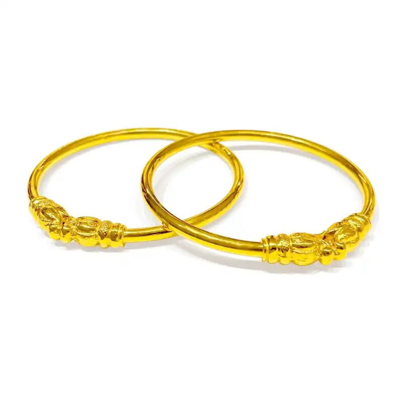 Elegant Plain 22K Yellow Gold Bangle for Women Size 2.6