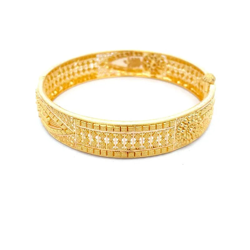 Beautiful 22K Yellow Gold Free Size Ladies Bangle Pair with Side Screw Opening