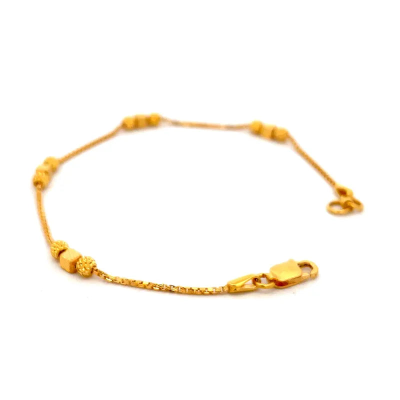 Beautiful 22K Yellow Gold Bracelet for Timeless Elegance and Everyday Sophistication