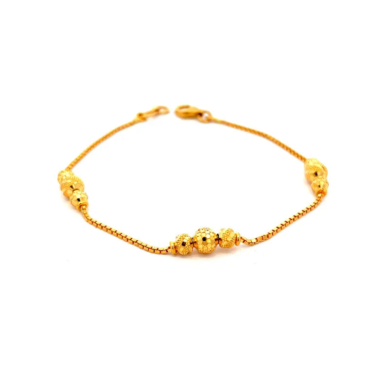 22K Two-Toned Gold and Black Beaded Circle Pendant Bracelet