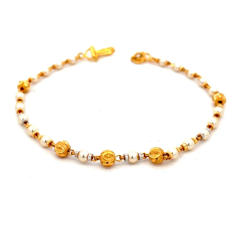 Elegant 22K yellow gold bracelet, simple design, perfect for any occasion or gifting