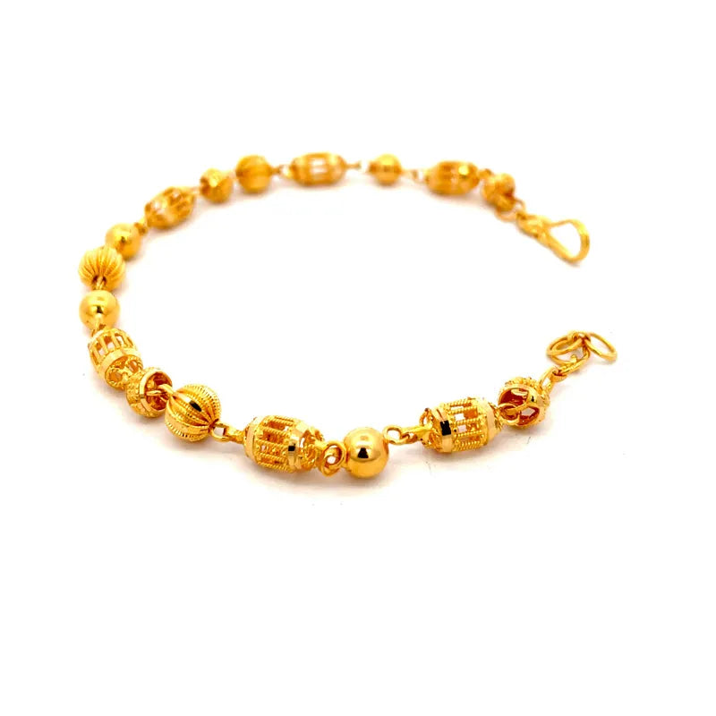 Beautiful 22K Yellow Gold Bracelet Classic Design Timeless Elegance Everyday Wear