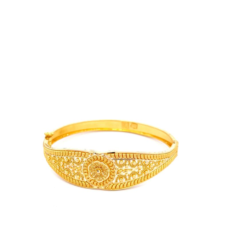 Elegant 22K Yellow Gold Ladies Bangle for Everyday Style and Special Occasions