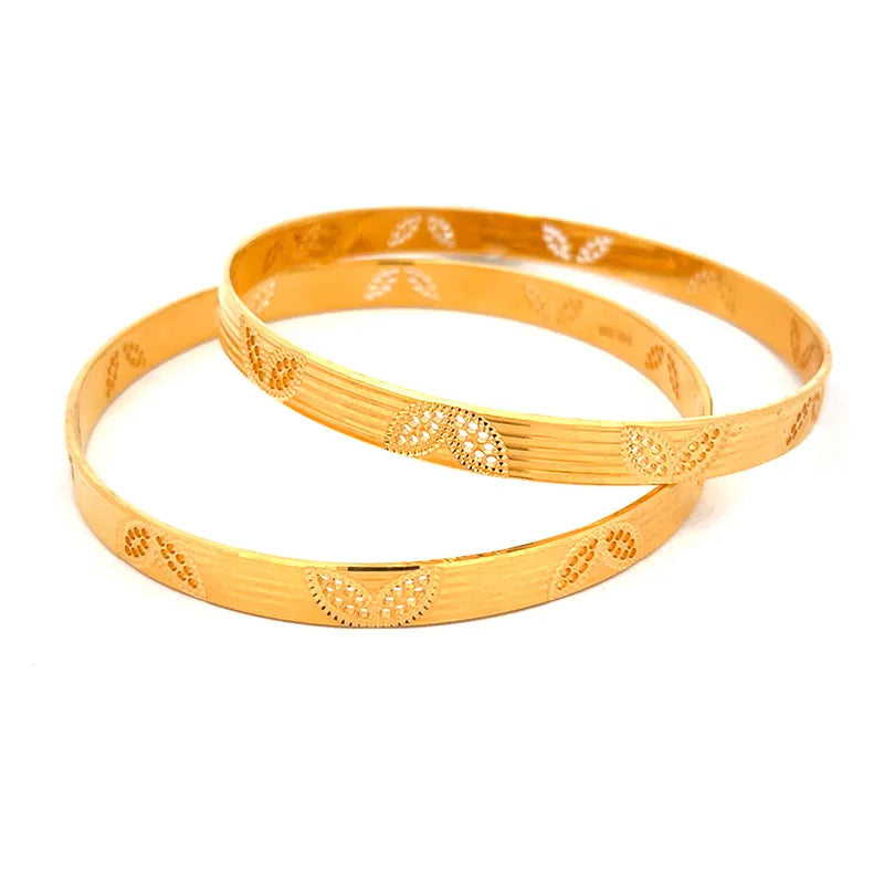 Two classic 22K yellow gold bangles size 2.6 for everyday elegance