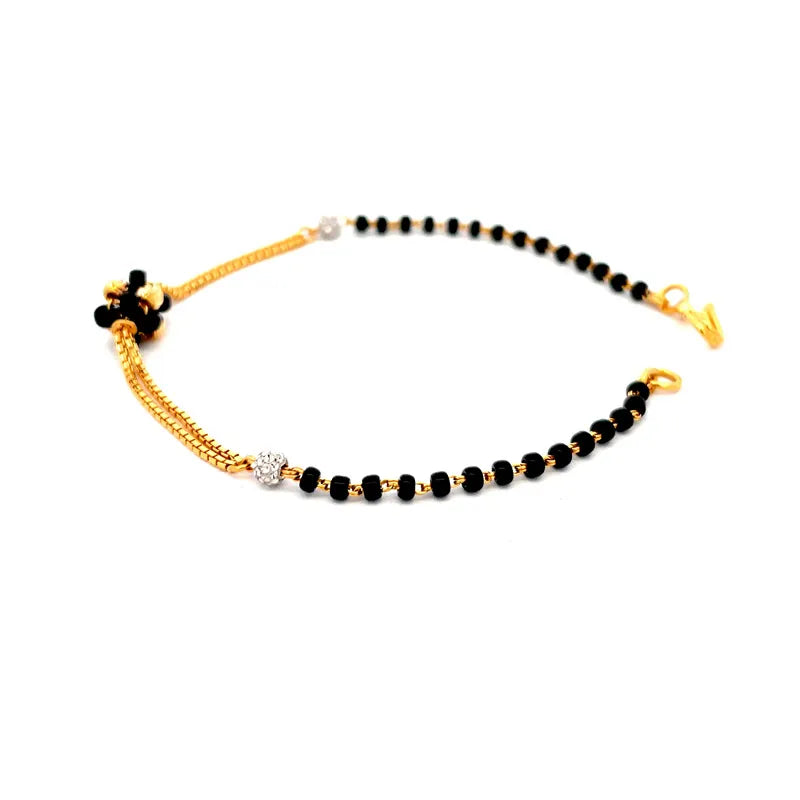 22K Gold Bracelet with Black Beads - Size 7 inch
