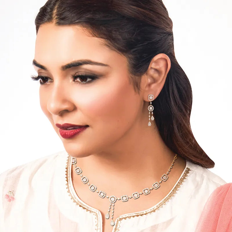 Stunning Gold Diamond Necklace Set