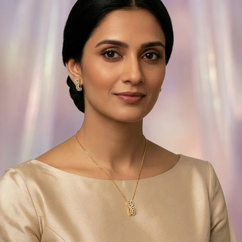 Spiral Gold Diamond Pendant Set
