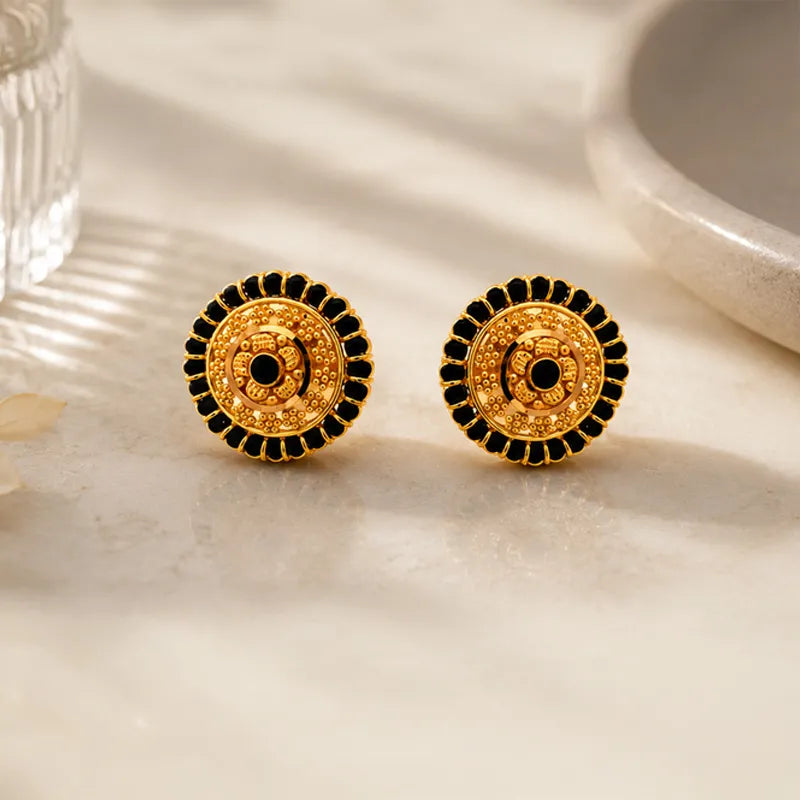 Elegant 22K Yellow Gold Classic Stud Earrings for Everyday Wear