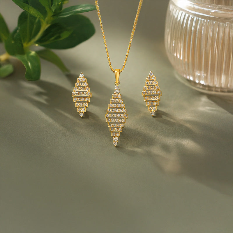 Elegant Spiral Diamond Pendant Set