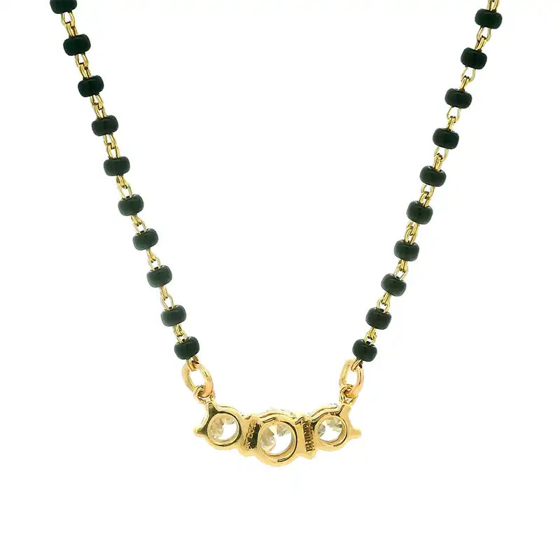 Daily Wear 18K Gold Mangalsutra with Diamond Accent for Timeless Appeal