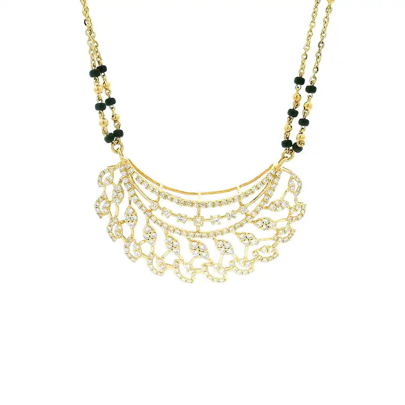 Beautiful 18K Yellow Gold Necklace with Diamond Accent for Timeless Style