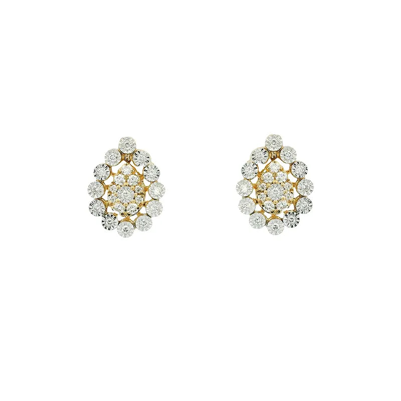 Elegant Gold Diamond Pendant Set - Pear shaped
