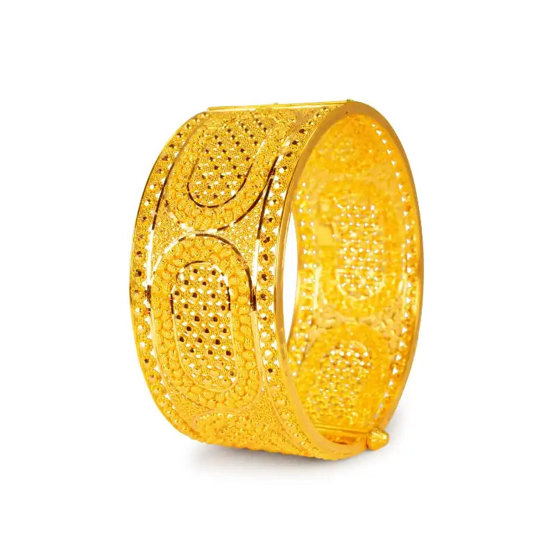Elegant Ladies 22K Yellow Gold Kada Bangle for Timeless Appeal