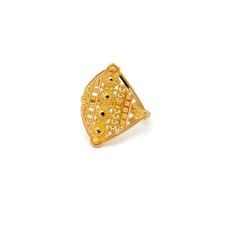 Elegant 22 Karat Yellow Gold Ring Simple Design Size 6