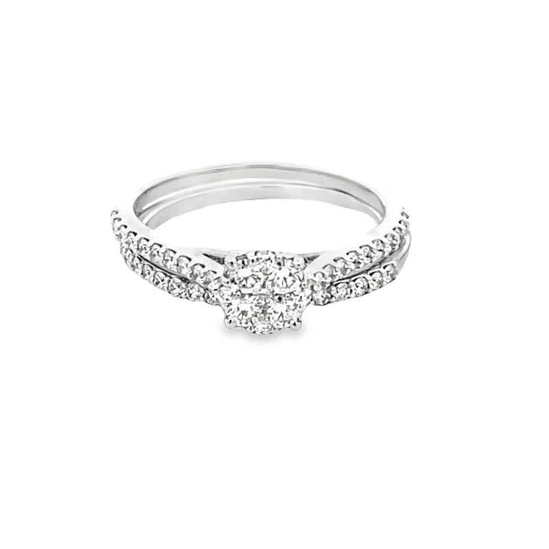 Elegant Diamond Engagement Ring