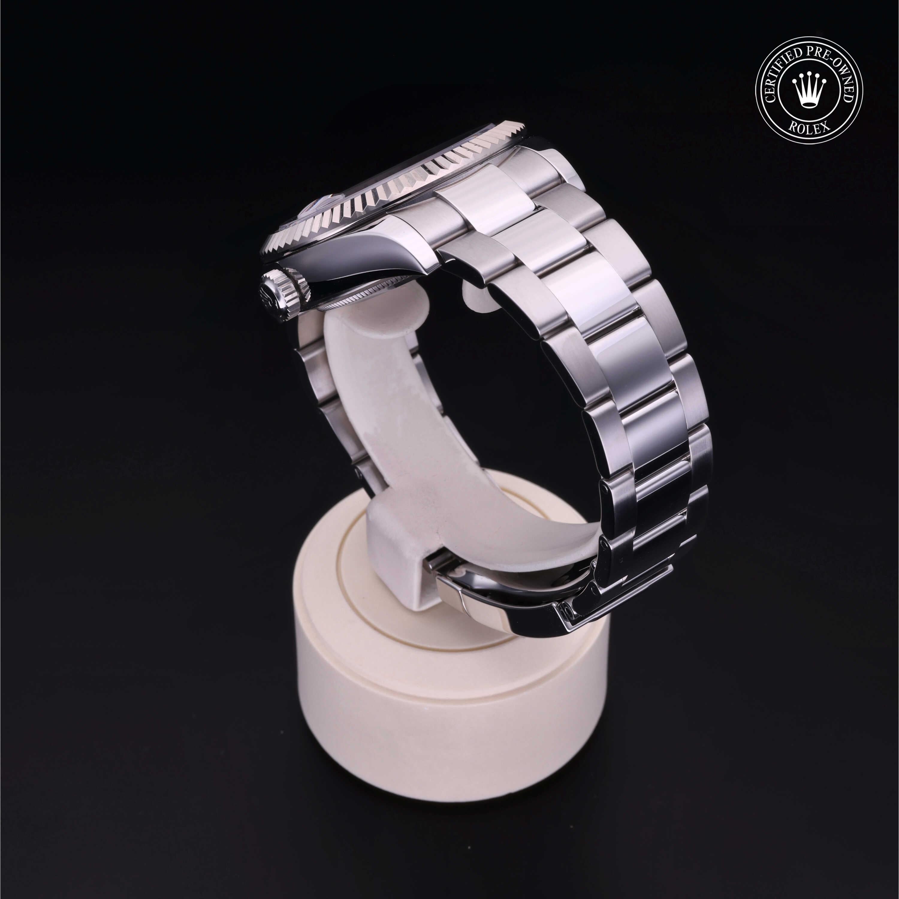 Oyster Perpetual Sky-Dweller