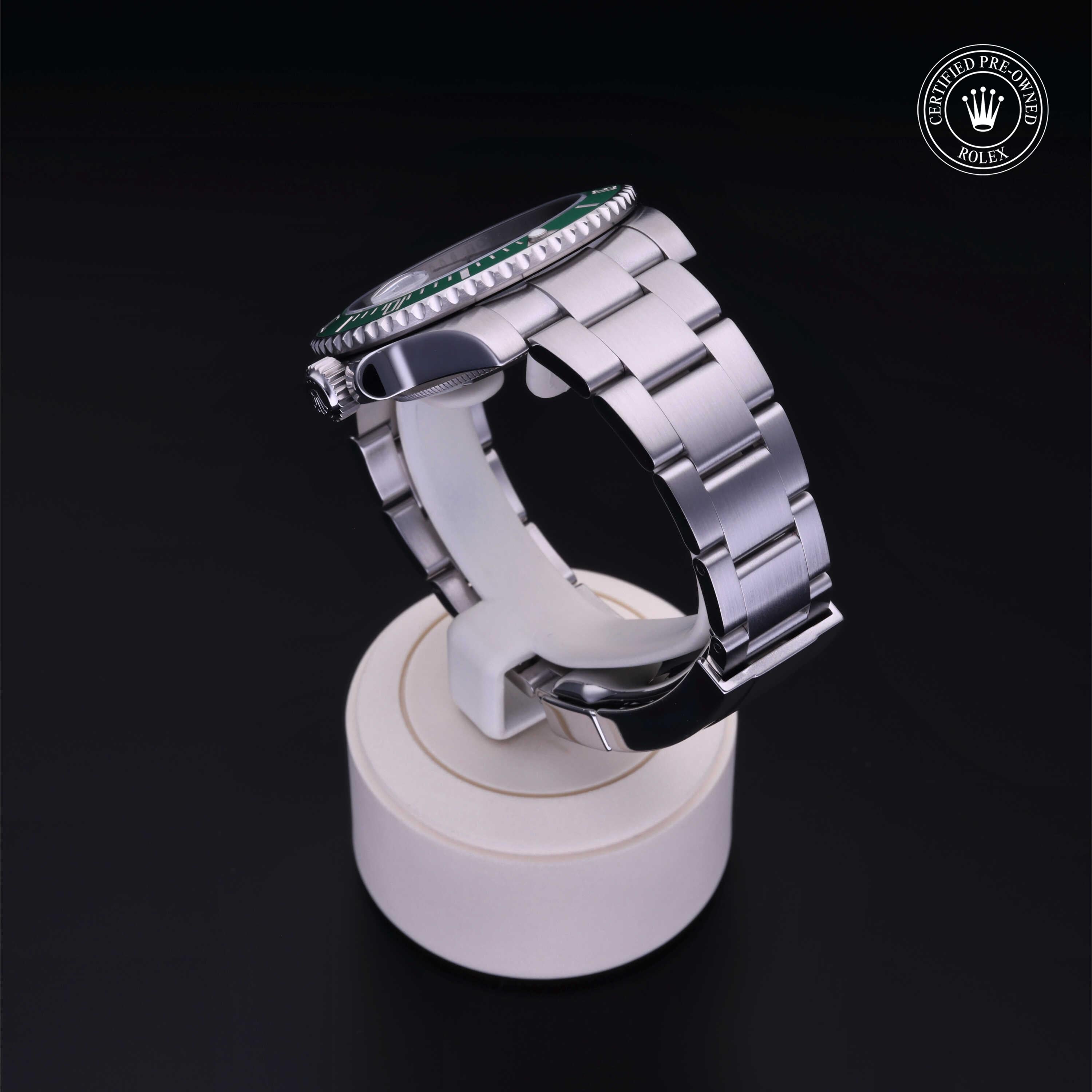 Oyster Perpetual Submariner Date