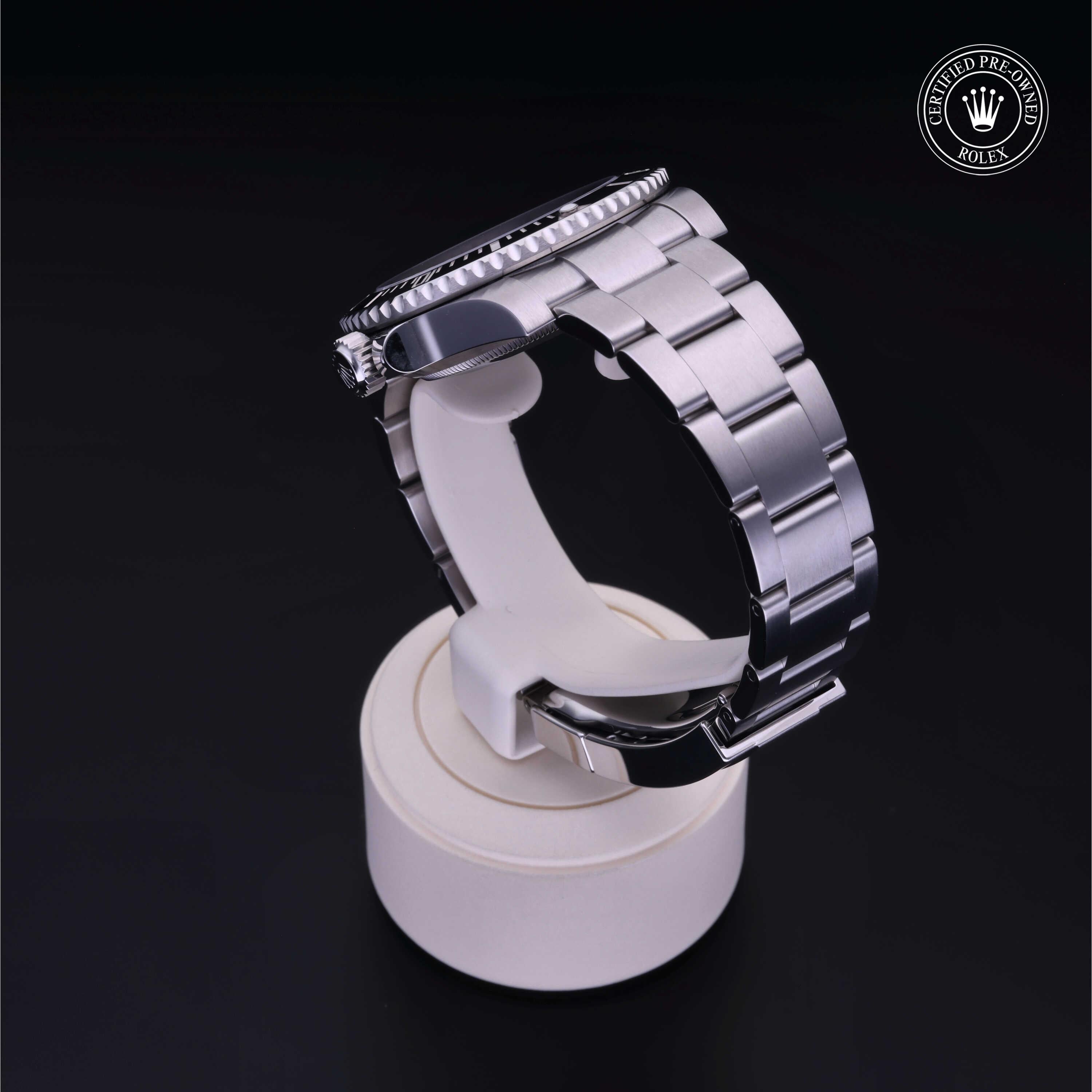 Oyster Perpetual Submariner