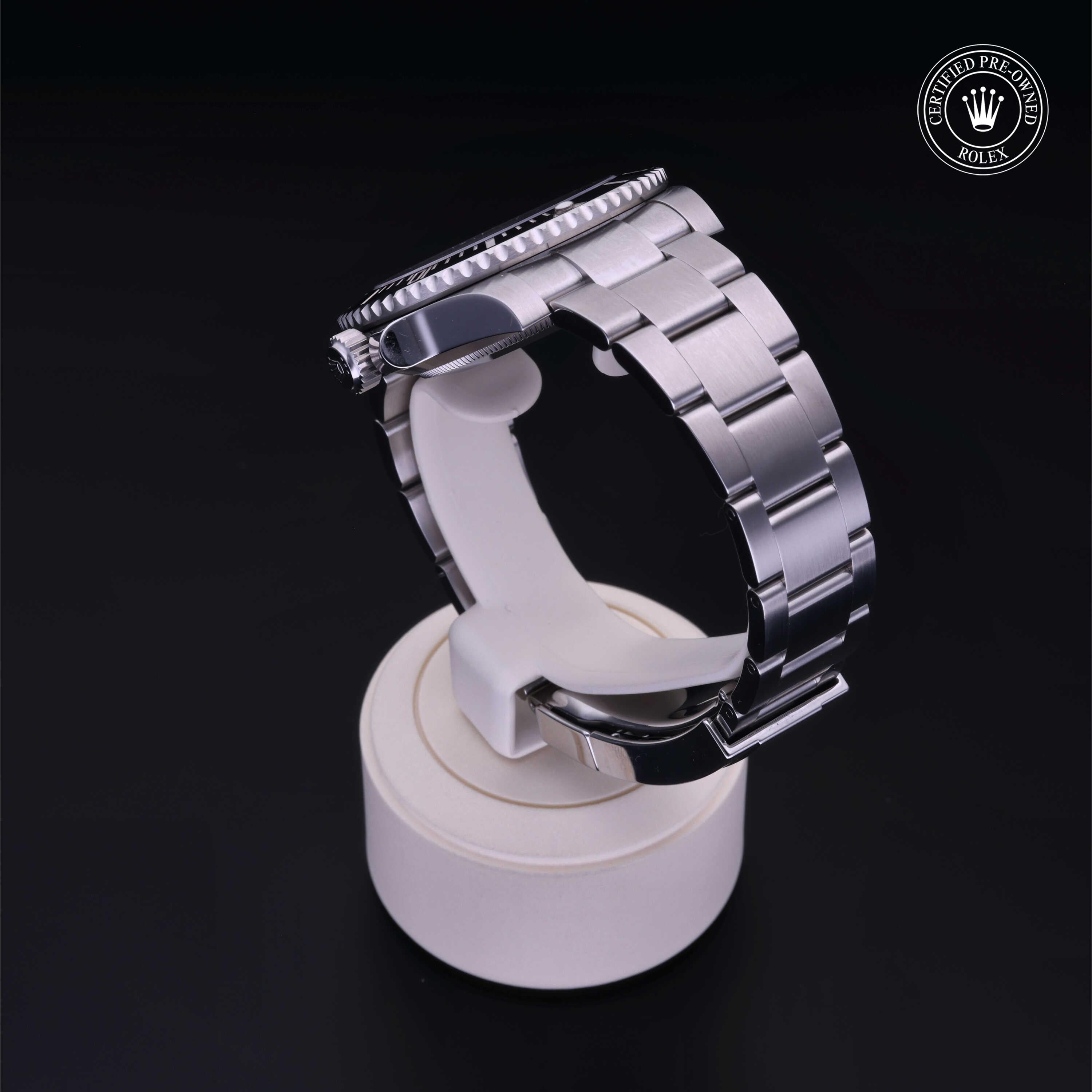 Oyster Perpetual Submariner