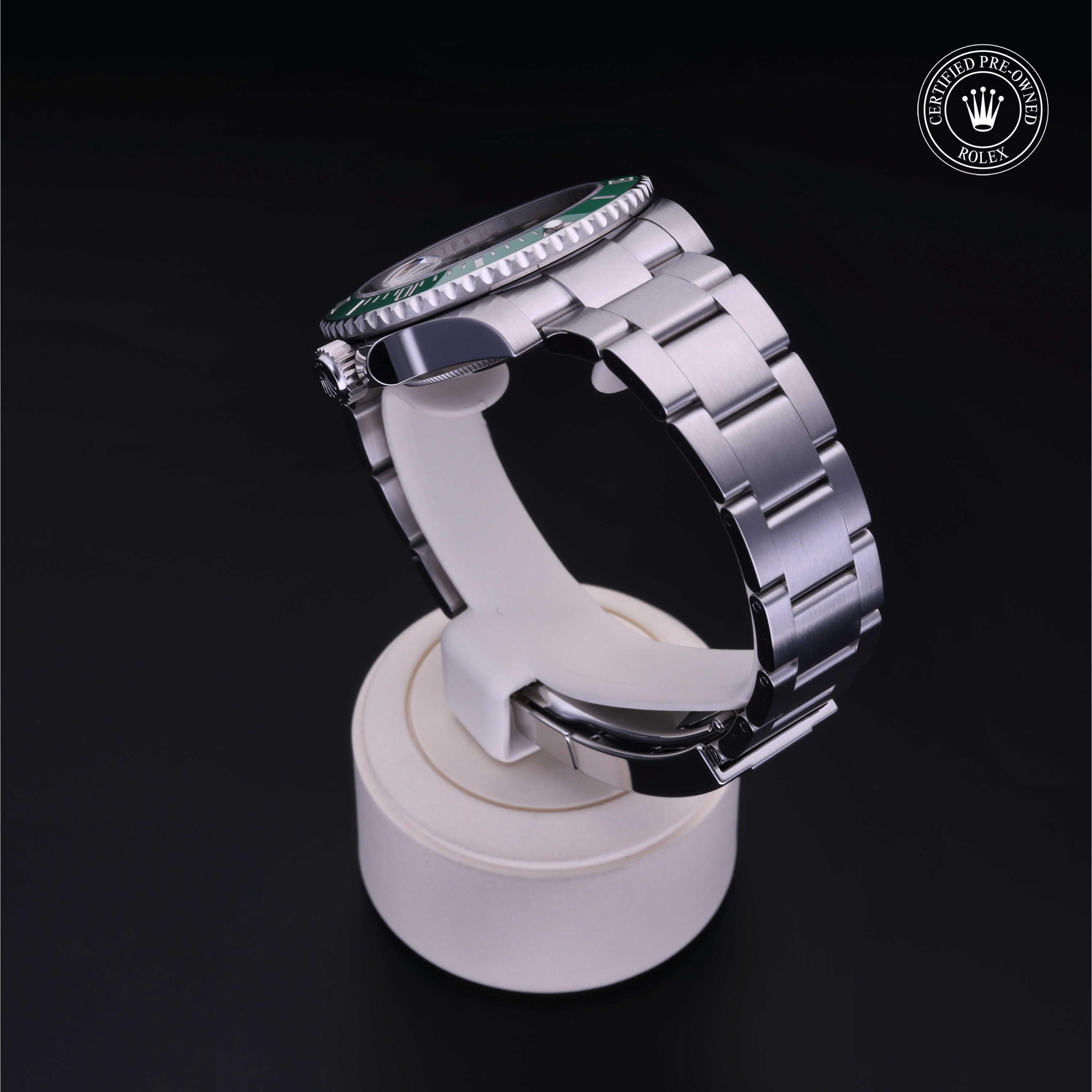 Oyster Perpetual Submariner Date