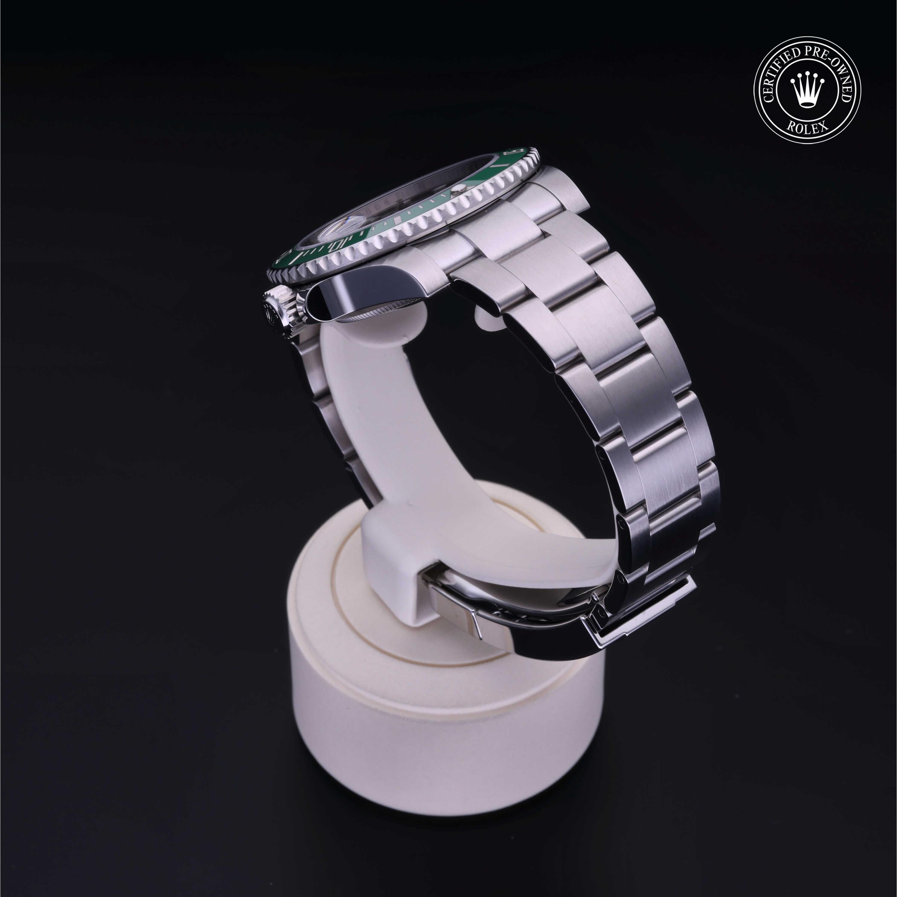 Oyster Perpetual Submariner Date
