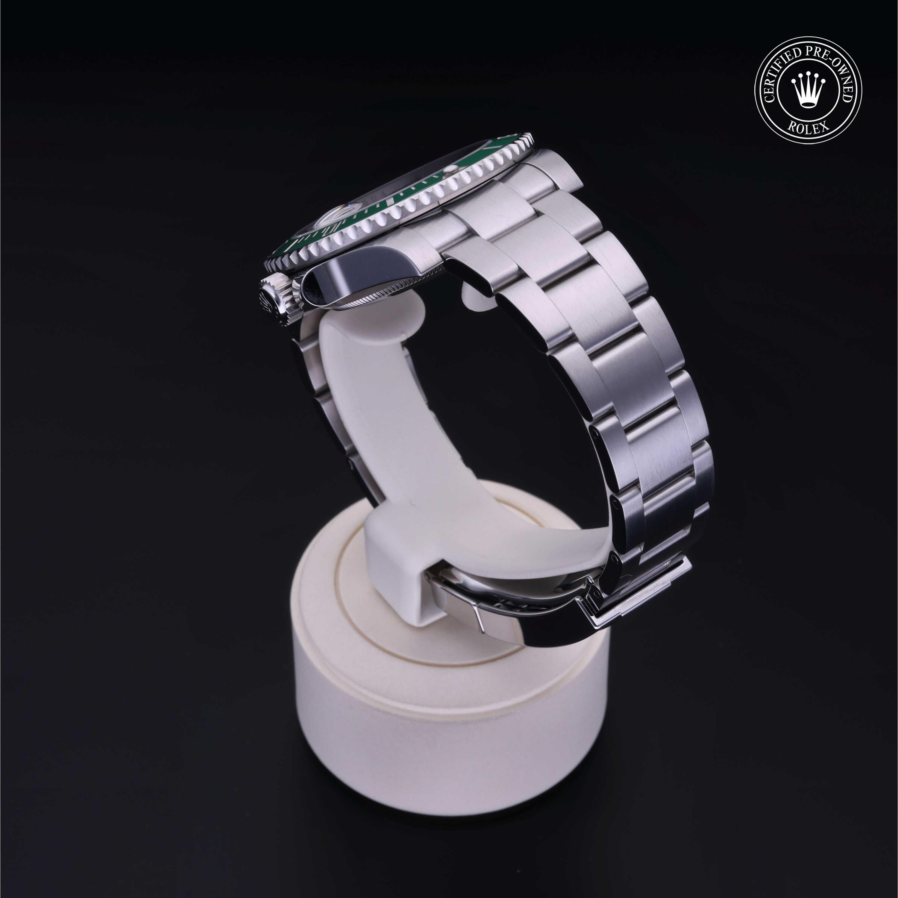 Oyster Perpetual Submariner Date