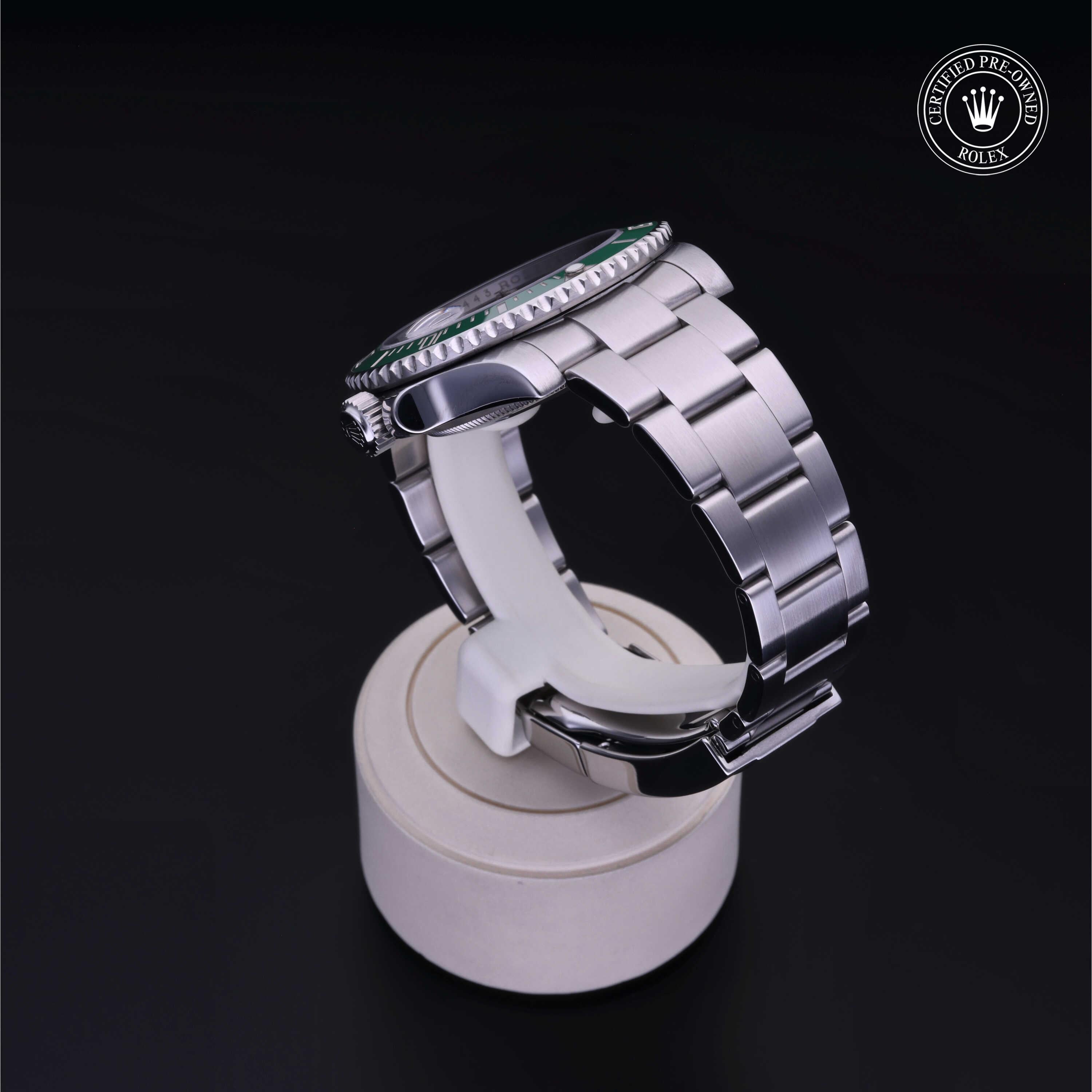 Oyster Perpetual Submariner Date