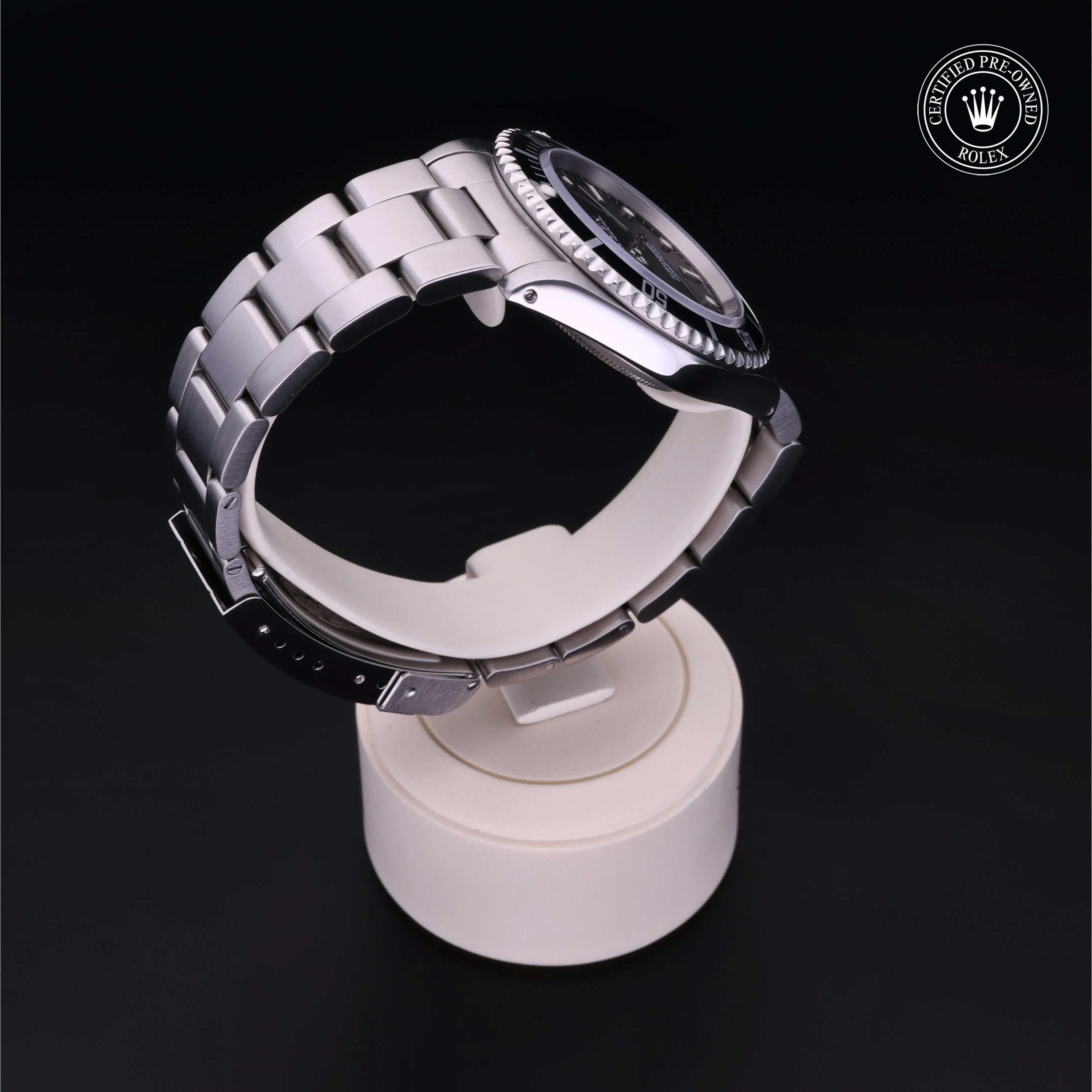 Oyster Perpetual Submariner
