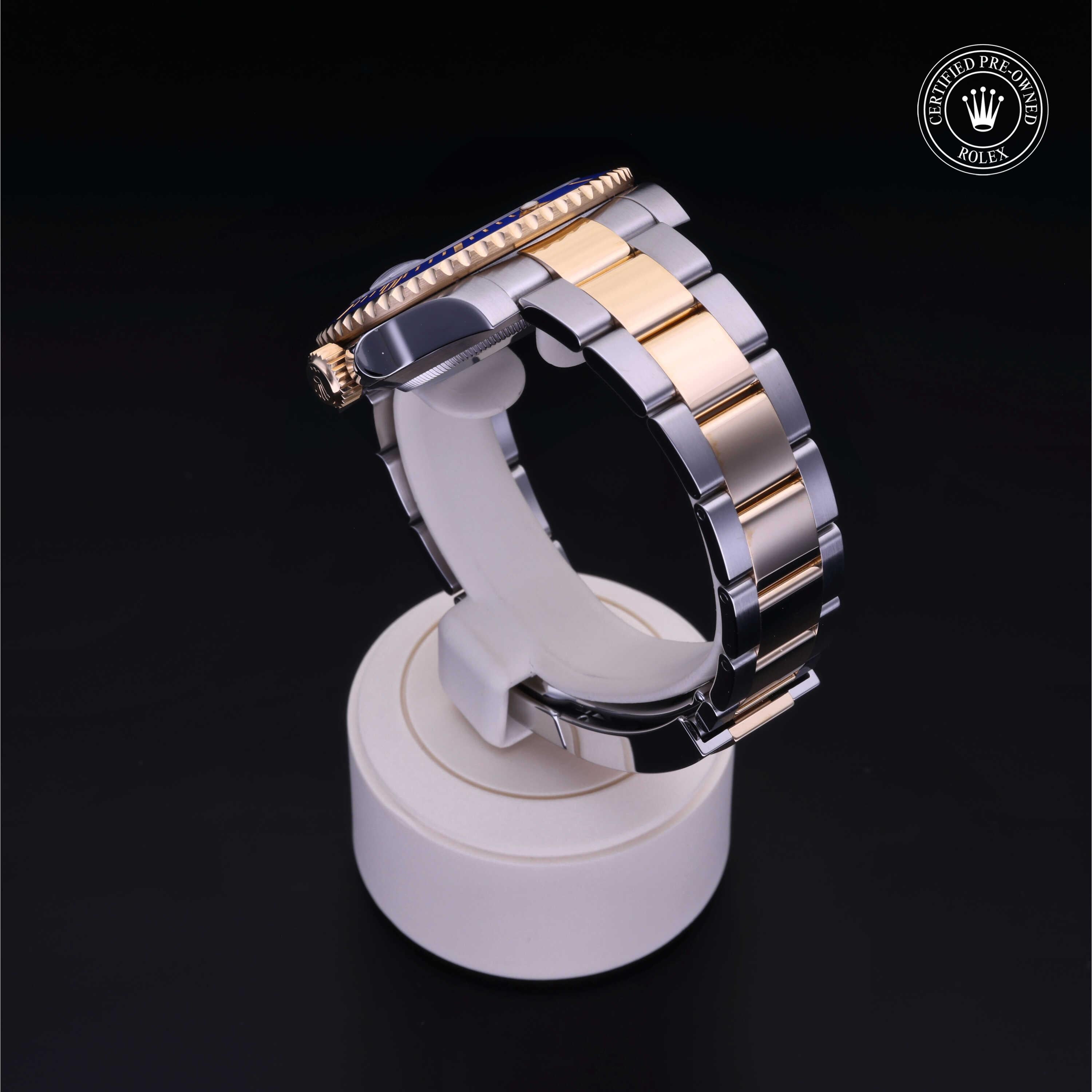 Oyster Perpetual Submariner Date