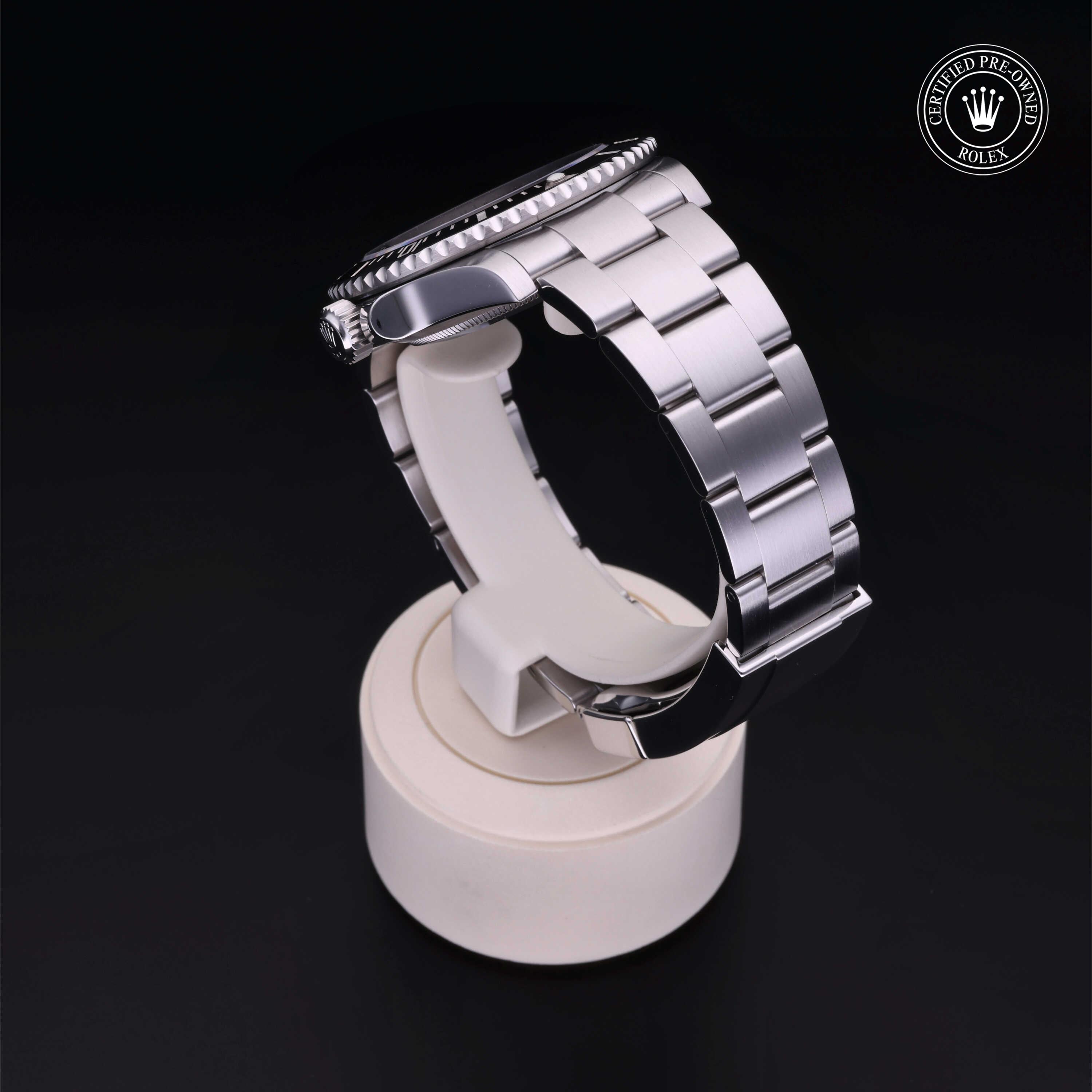 Oyster Perpetual Submariner