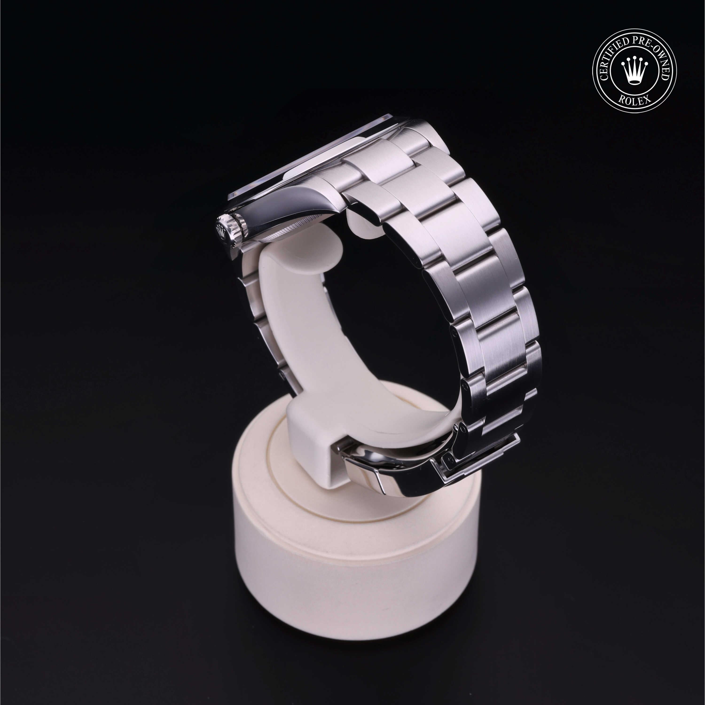 Oyster Perpetual Explorer