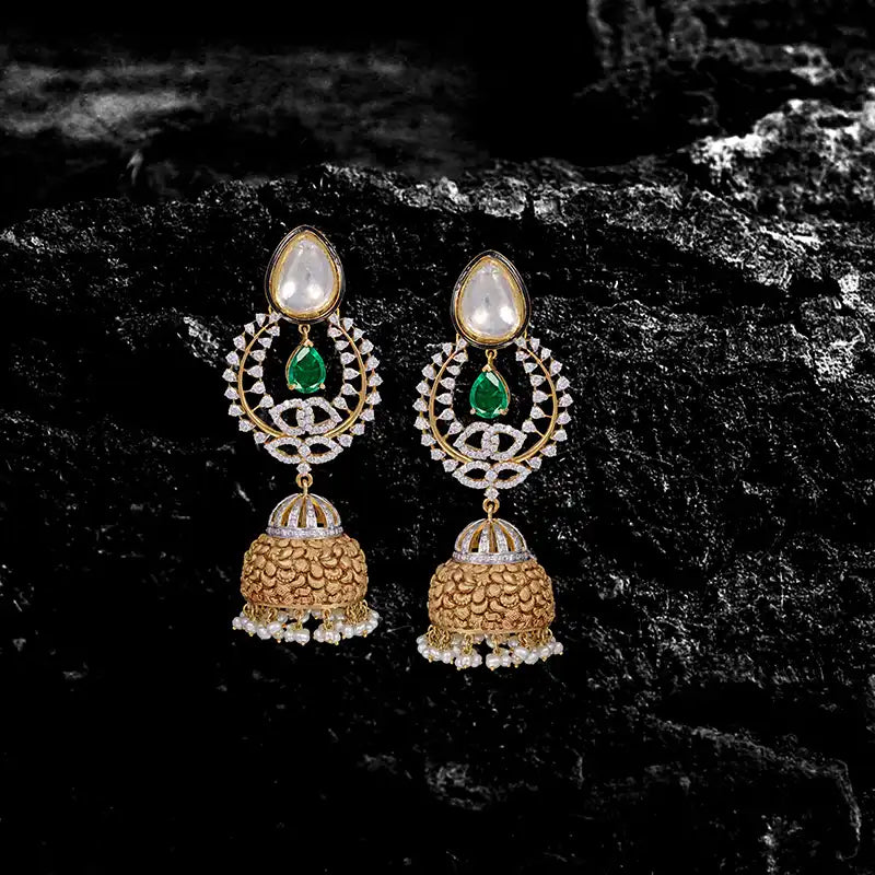 Emerald Diamond Earrings in 18K Gold