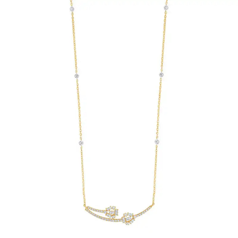 Elegant 18K Gold Diamond Pendant Set