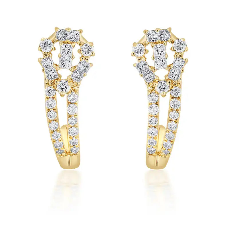Elegant 18K Gold Diamond Pendant Set