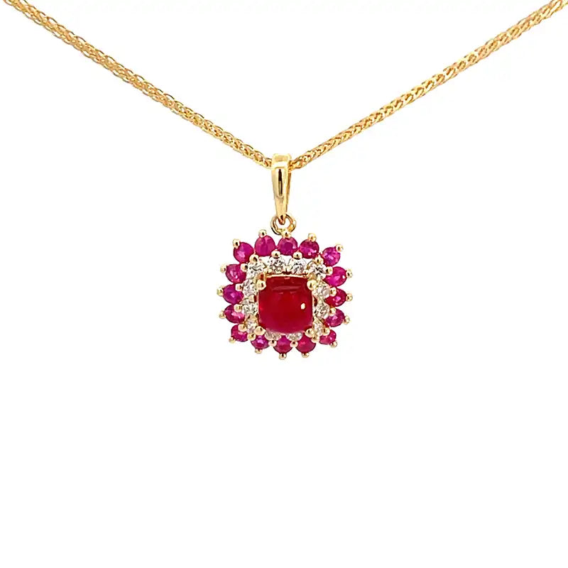 Ruby Diamond Pendant Set in 18K Gold ??Square