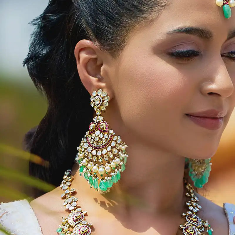Regal Splendor Diamond Necklace Set