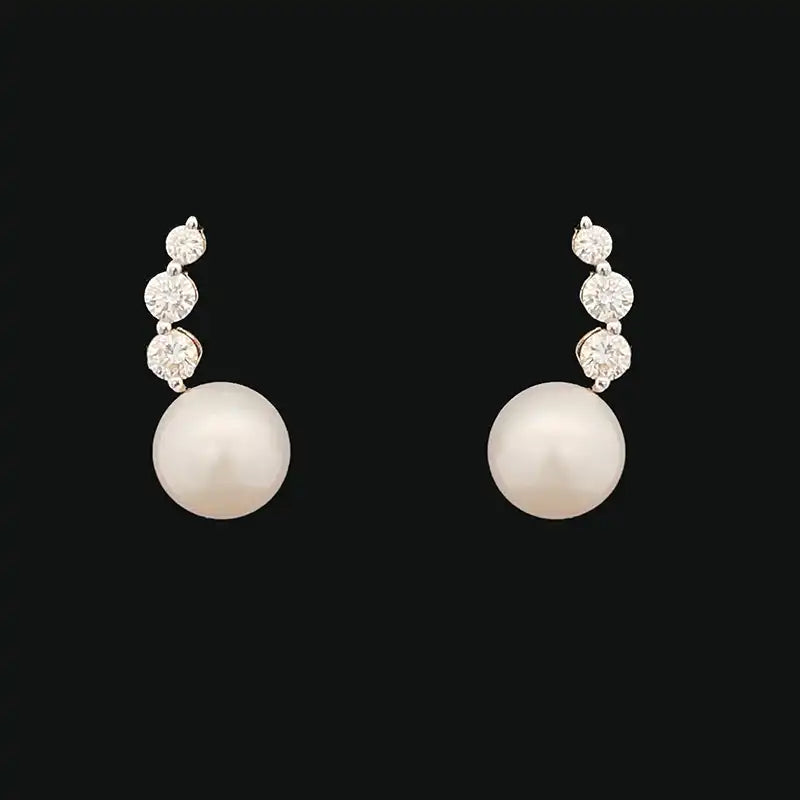 18K Gold Diamond Pearl Pendant Set