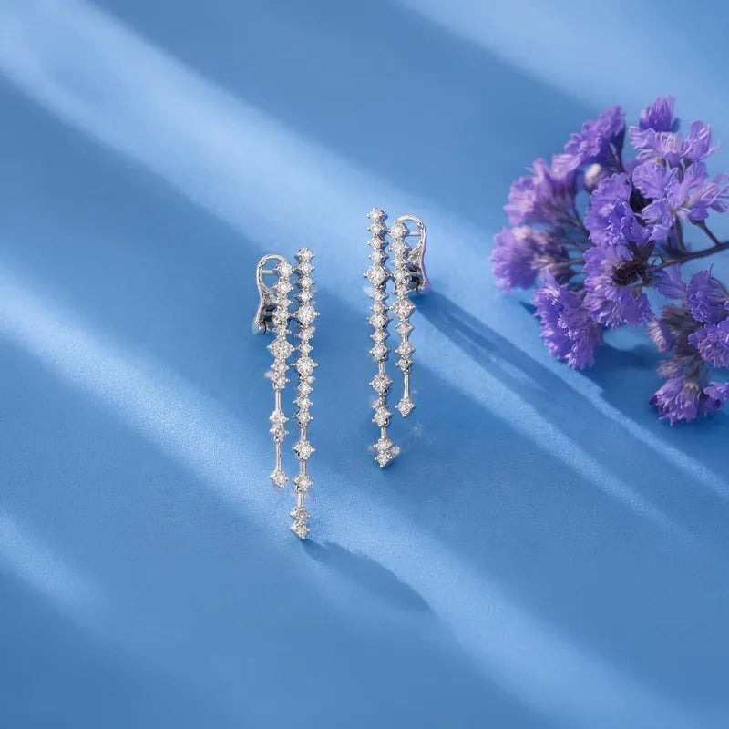 18K White Gold Diamond Hanging Earrings