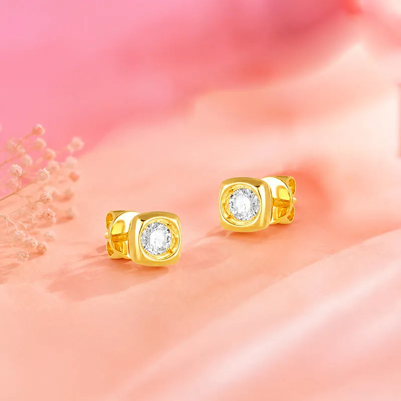 18K Yellow Gold Diamond Simple Square Stud Earrings
