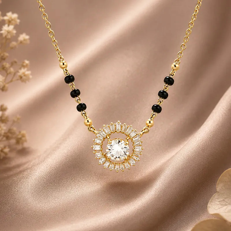 Elegant Round Diamond Pendant Necklace Mangalsutra in 18K Gold for Daily Wear