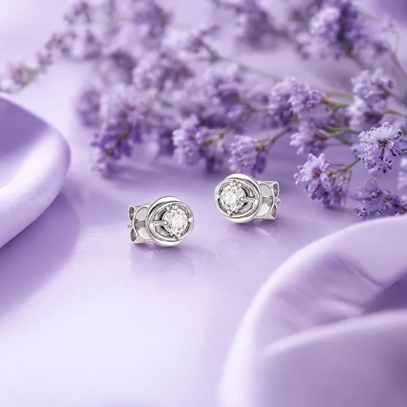 18K White Gold Diamond Simple Stud Earrings
