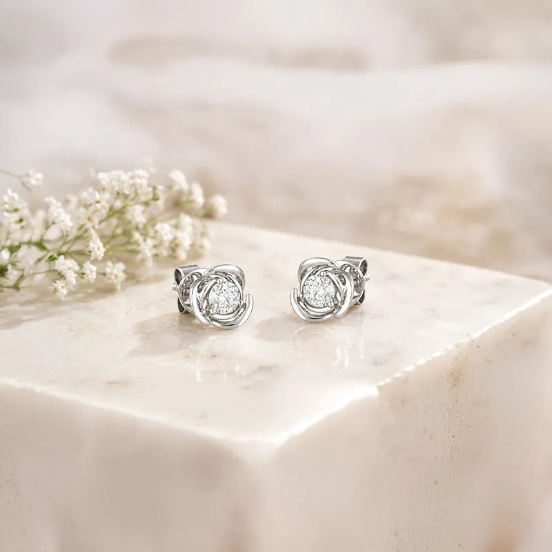 18K White Gold Diamond Floral Stud Earrings
